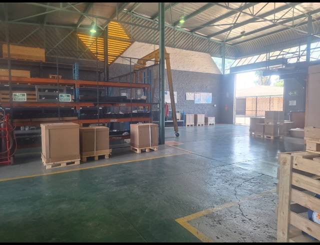 795M² WAREHOUSE TO LET IN NELSPRUIT INDUSTRIAL
